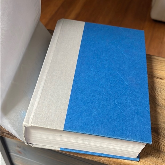 Harry Potter and the Order of the Phoenix Hard Cover Book - Picture 8 of 8